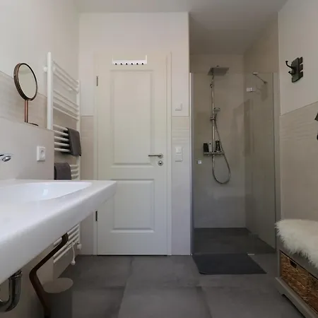 Apartment Sonnenseite App 09 *