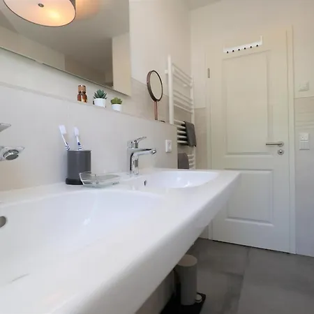 Sonnenseite App 09 *