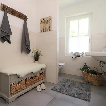 Sonnenseite App 09 * Wustrow (Fischland)